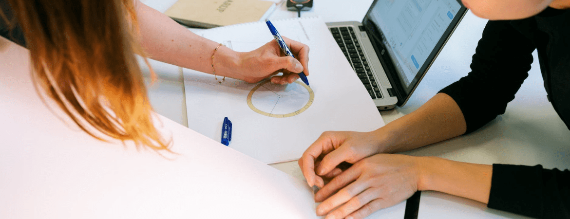 professional logo design uk
